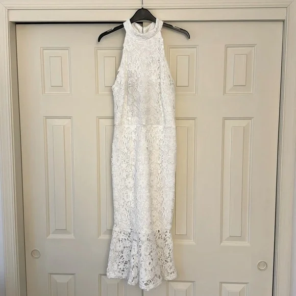 White lace dress